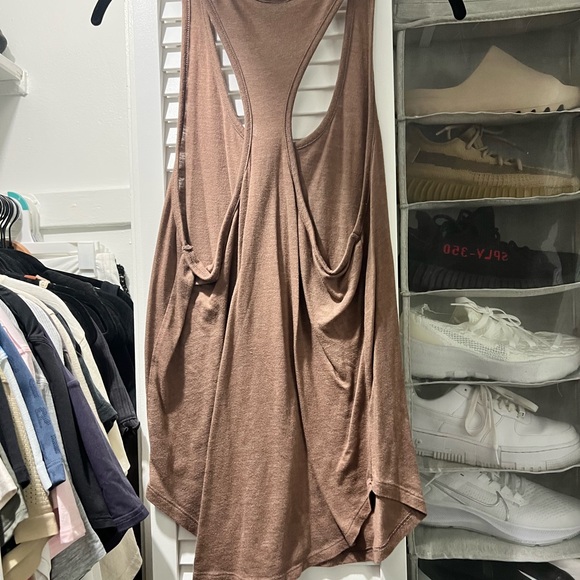 VS Pink Tank - Picture 3 of 3